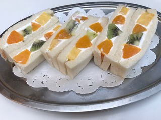フルーツサンド
